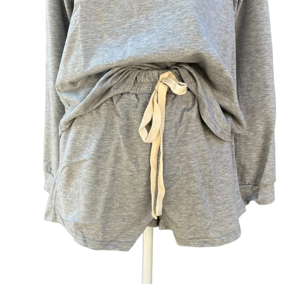 Comfy Round Neck Loungewear Short Set Light Gray - Picture 4 of 9